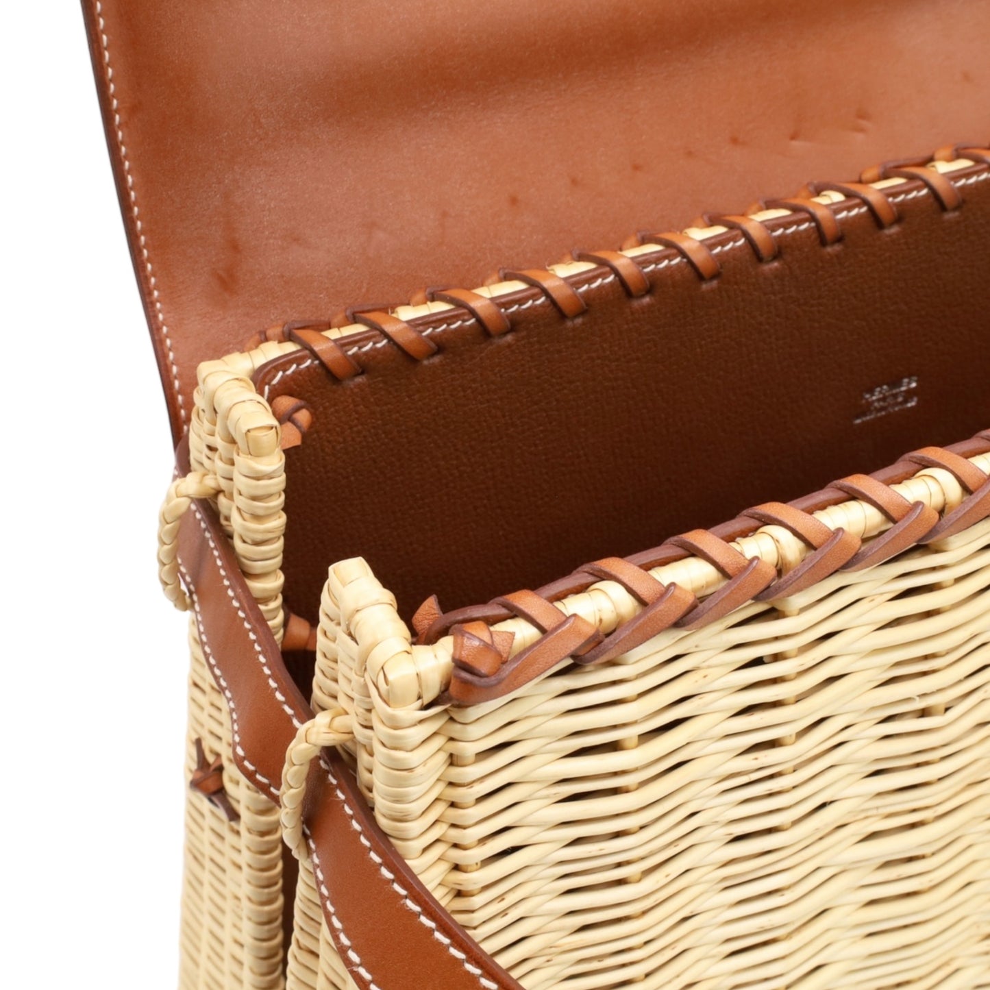 Kelly 35 Picnic Rattan Vauberia Natural Forbe SS □O engraved