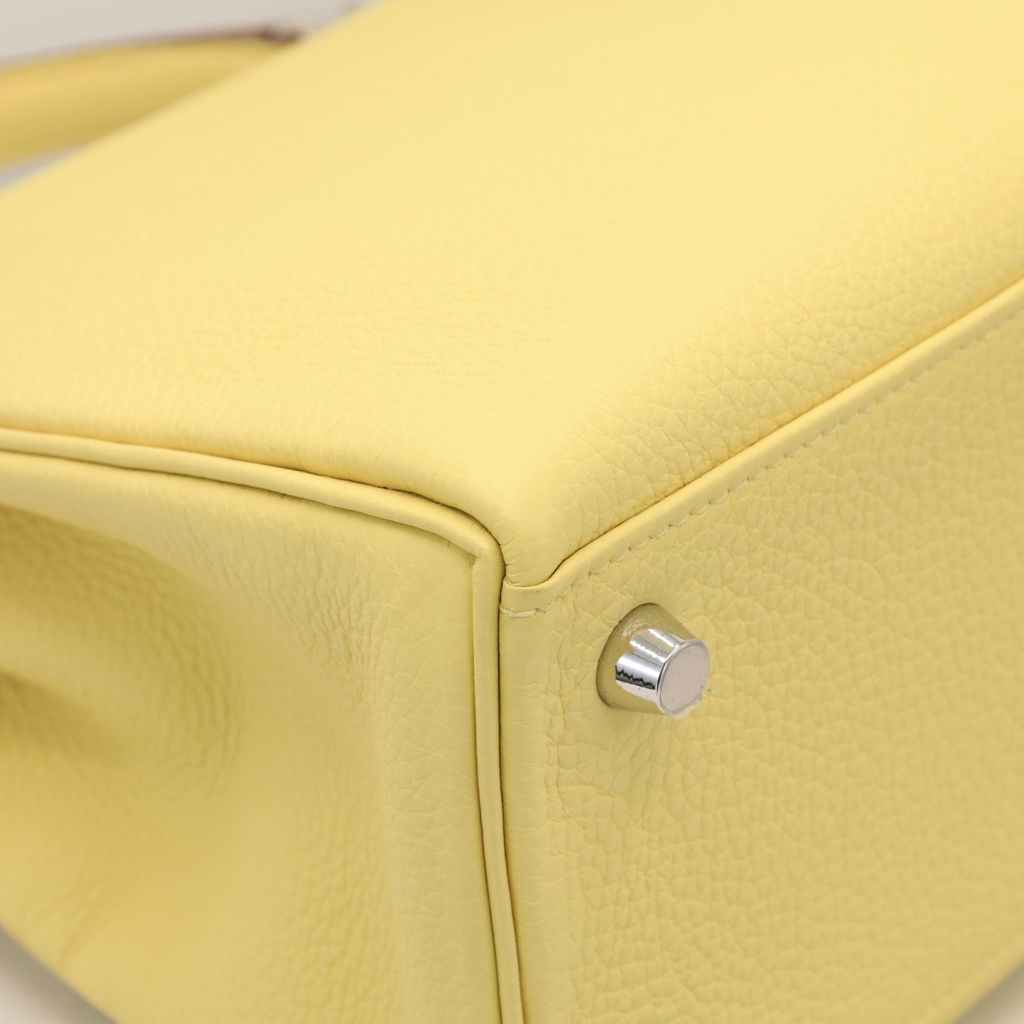 Kelly 25 Togo Jaune Pussant SS B engraved
