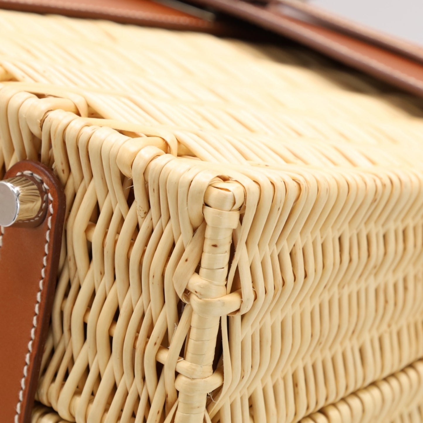Kelly 35 Picnic Rattan Vauberia Natural Forbe SS □O engraved