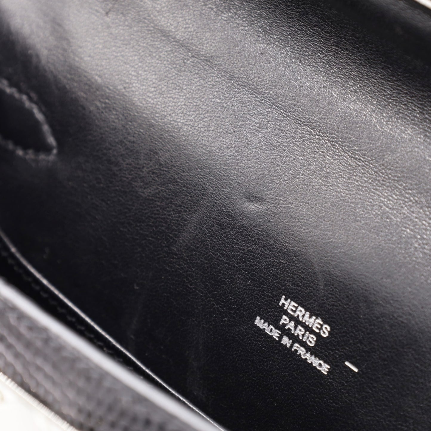 Pochette Kelly 蜥蜴黑钌金属配件 □I 雕刻