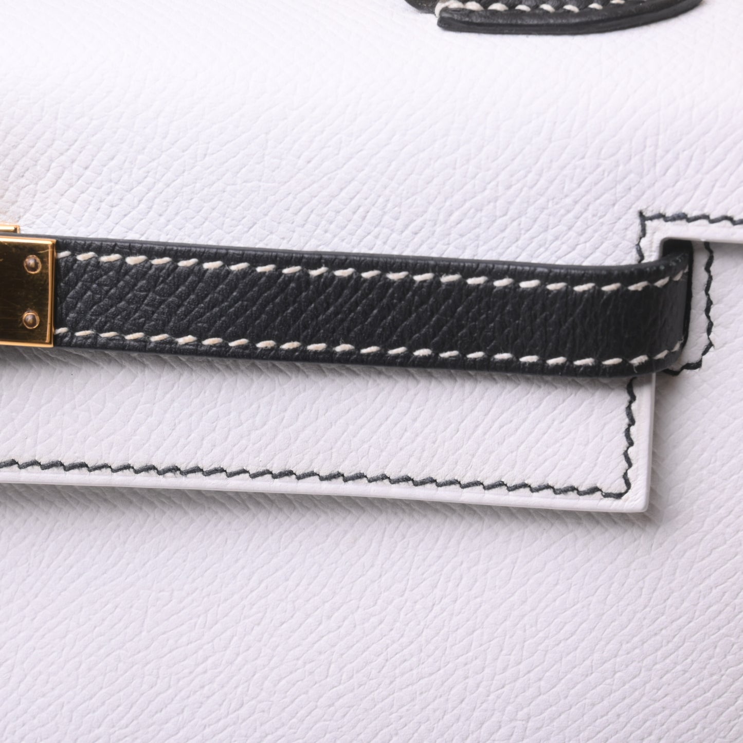 Kelly 25 Serie Vo Epson Black White Black Stitch White Stitch GP Y engraved