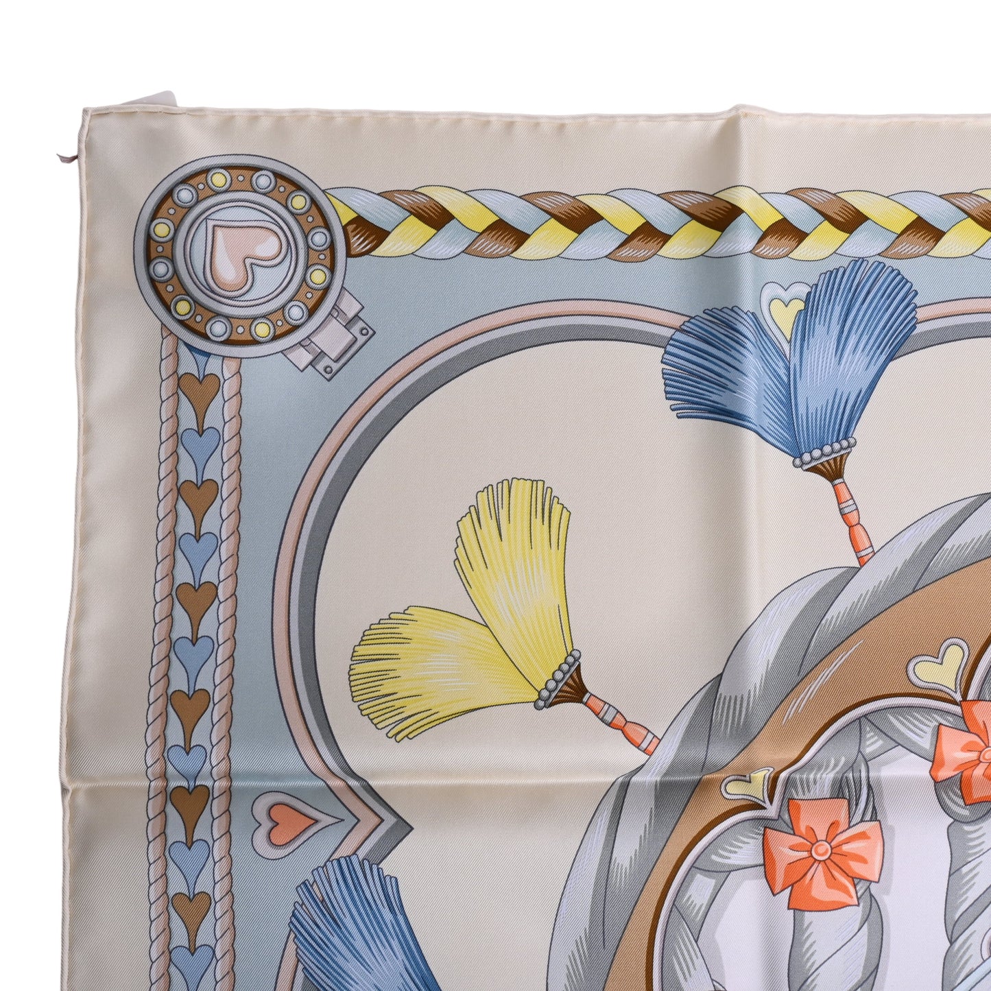 HERMES カレ90 アルネ・ドゥ・クール シルク ベージュ