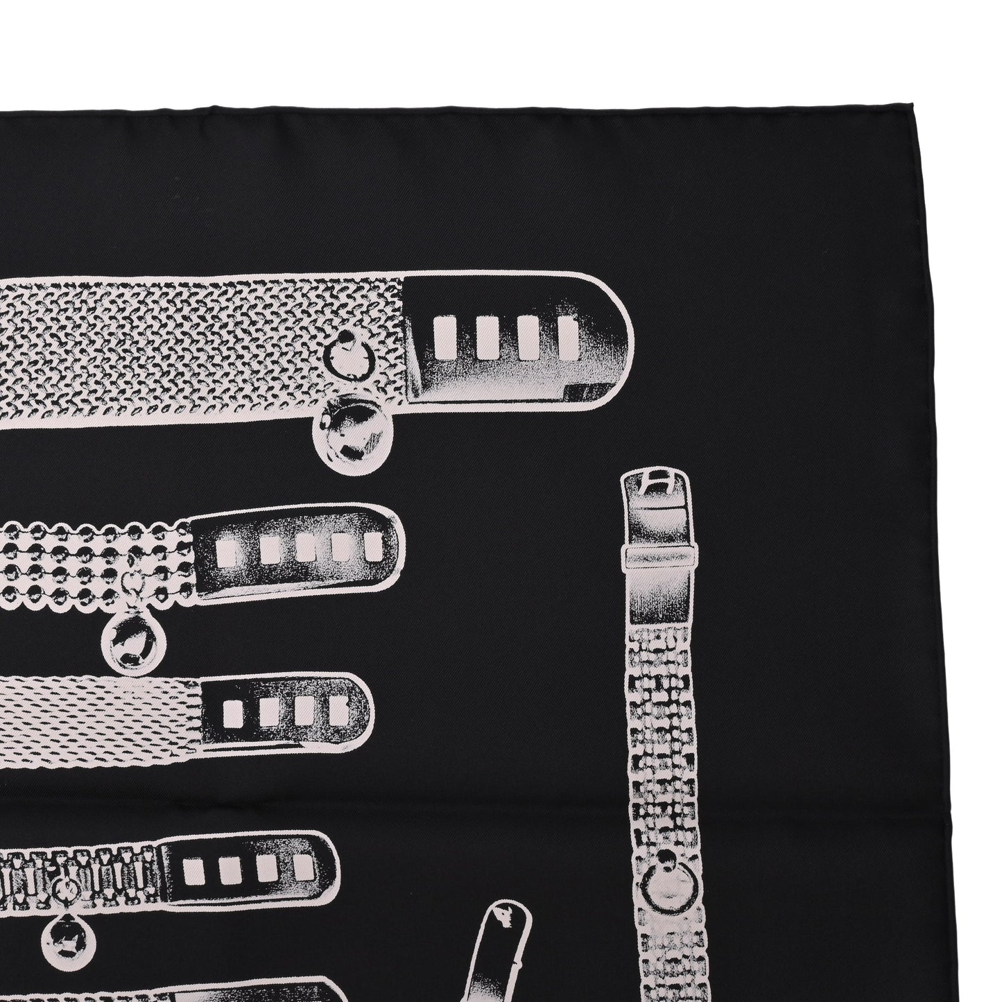 HERMES カレ90 トレゾール・ドゥ・メドール シルク 黒