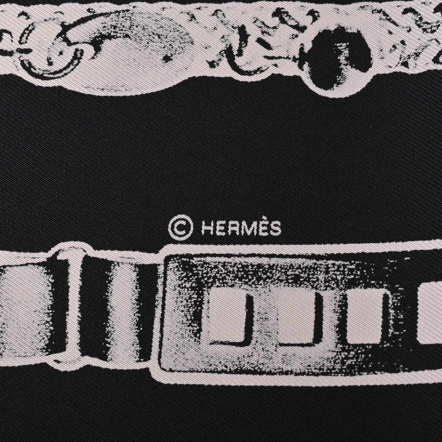 HERMES カレ90 トレゾール・ドゥ・メドール シルク 黒