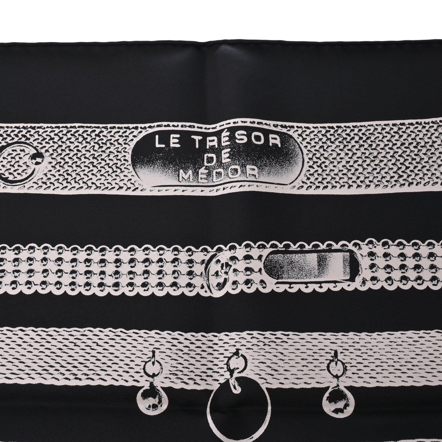 HERMES カレ90 トレゾール・ドゥ・メドール シルク 黒
