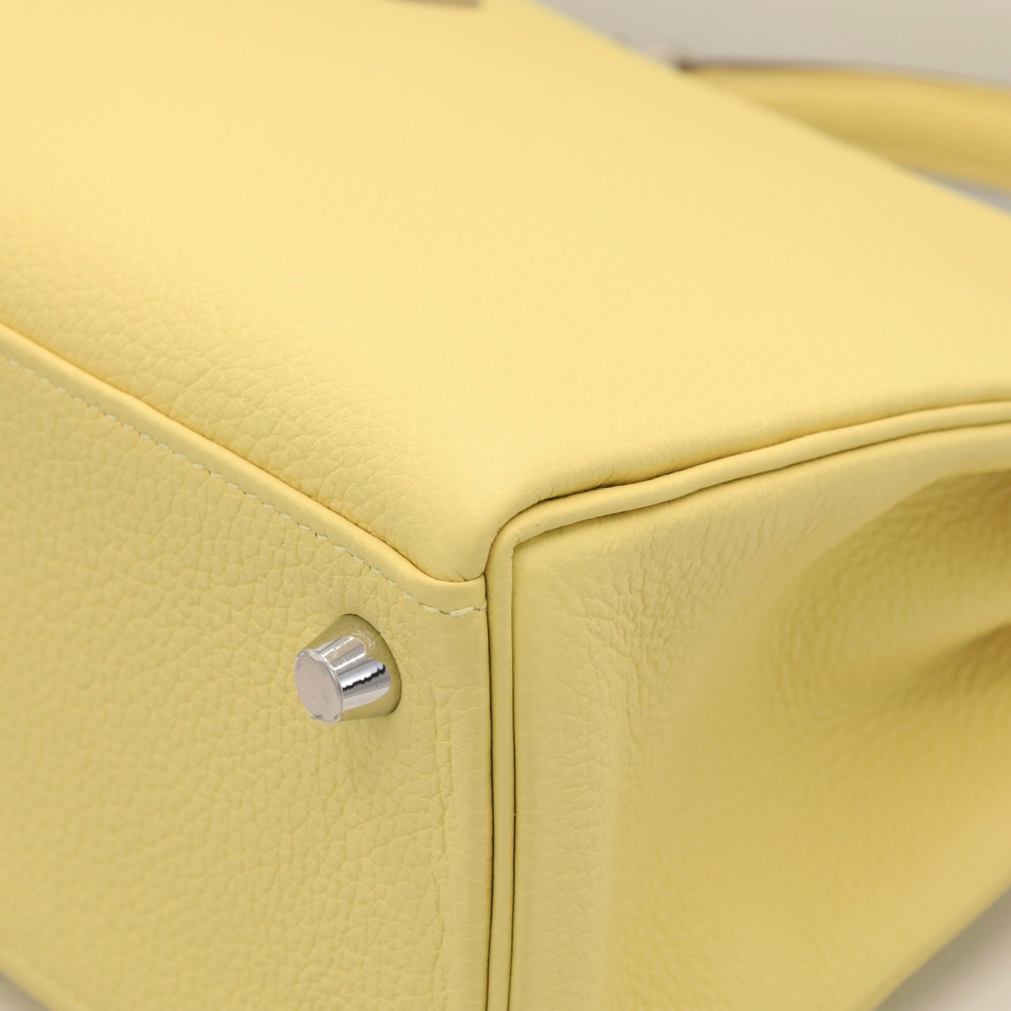 Kelly 25 Togo Jaune Pussant SS B engraved