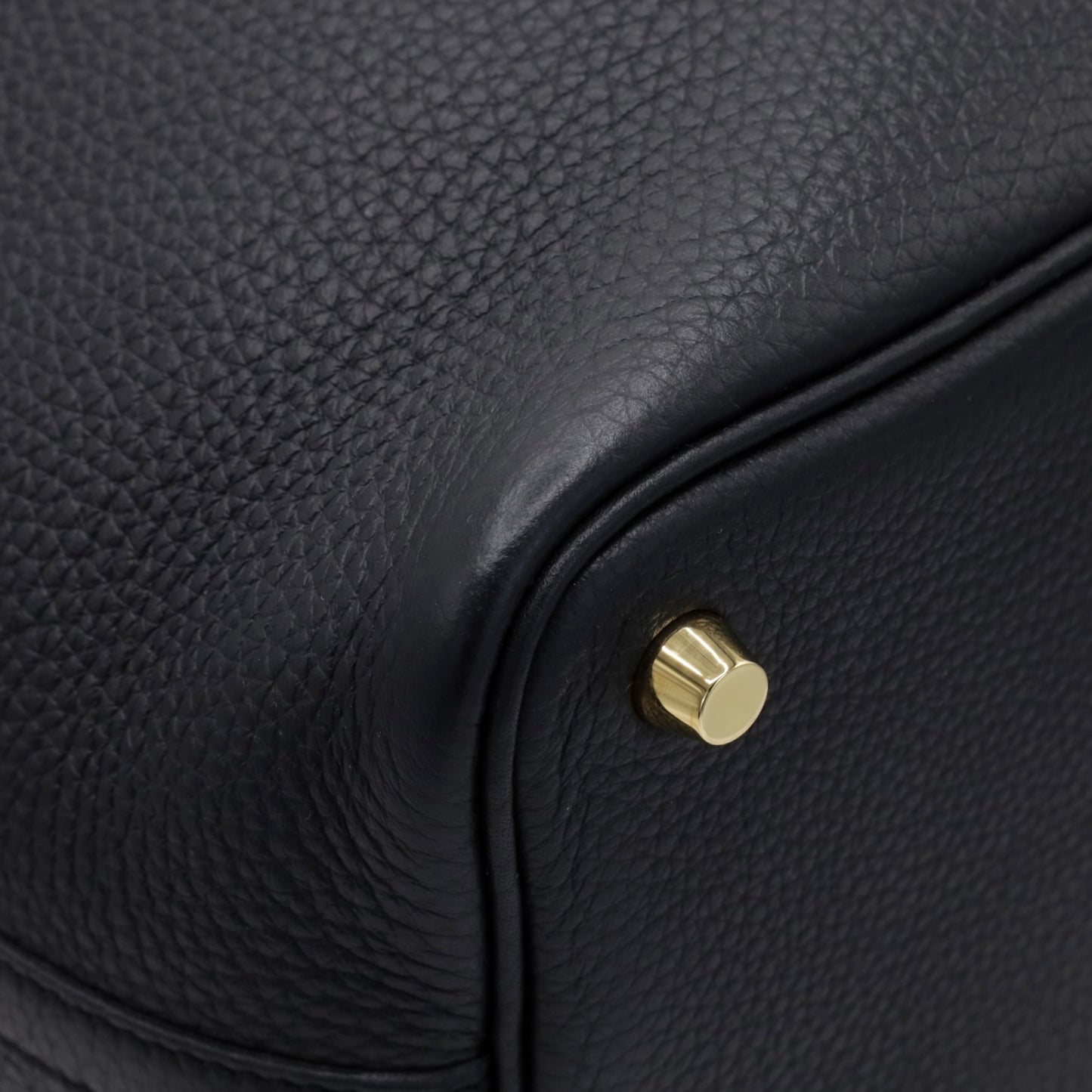 Picotin Lock PM Touch Torillon Clemence Alligator Black GP W Engraved