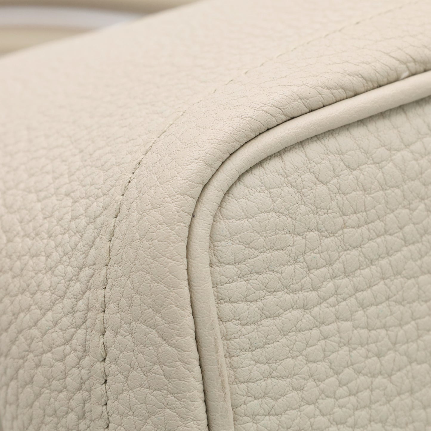 Garden Party TPM Negonda Beton SS C engraved