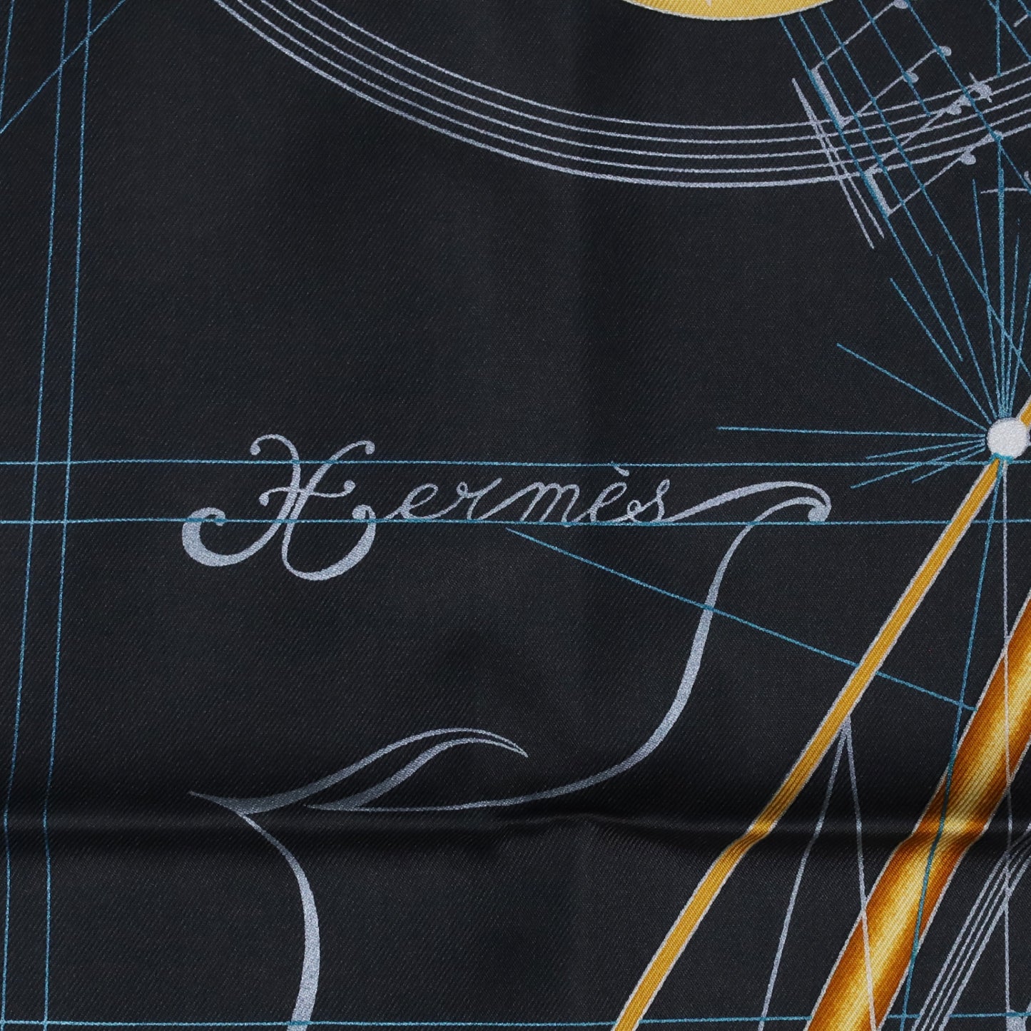 カレ90　球体が奏でる音楽　シルク　グレー