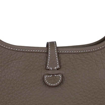 Evelyn TPM Torillon Clemence Etoupe GP K engraved