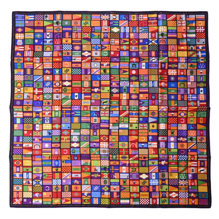 カレ90　HERMES EN VOYAGE　シルク　国旗柄　マルチカラー