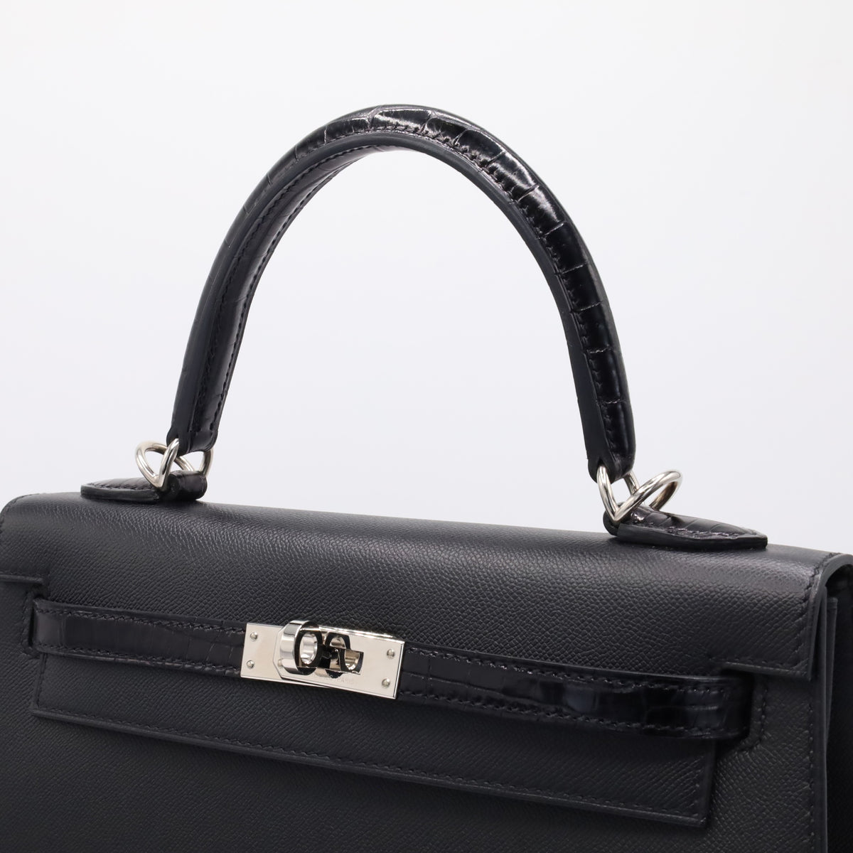 Kelly 25 TouchVeauMadam Niloticus Black SS UStamp