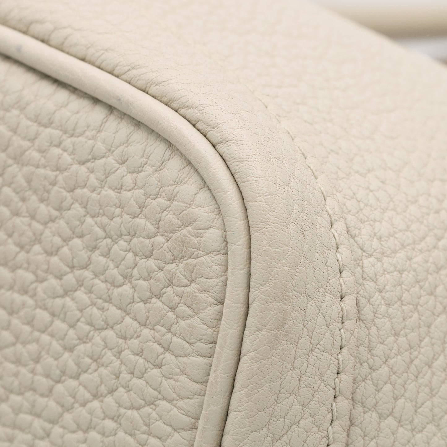 Garden Party TPM Negonda Beton SS C engraved