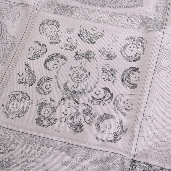 カレ60　ロボカバール　シルク　グレー