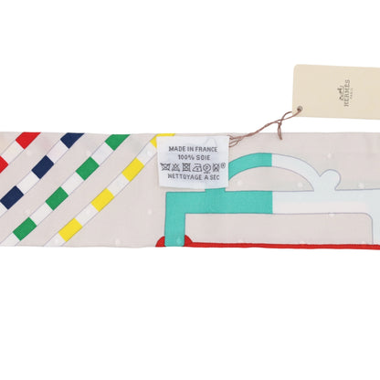 ツイリー　プリュムティ　モダンなバックル　シルク　クレ