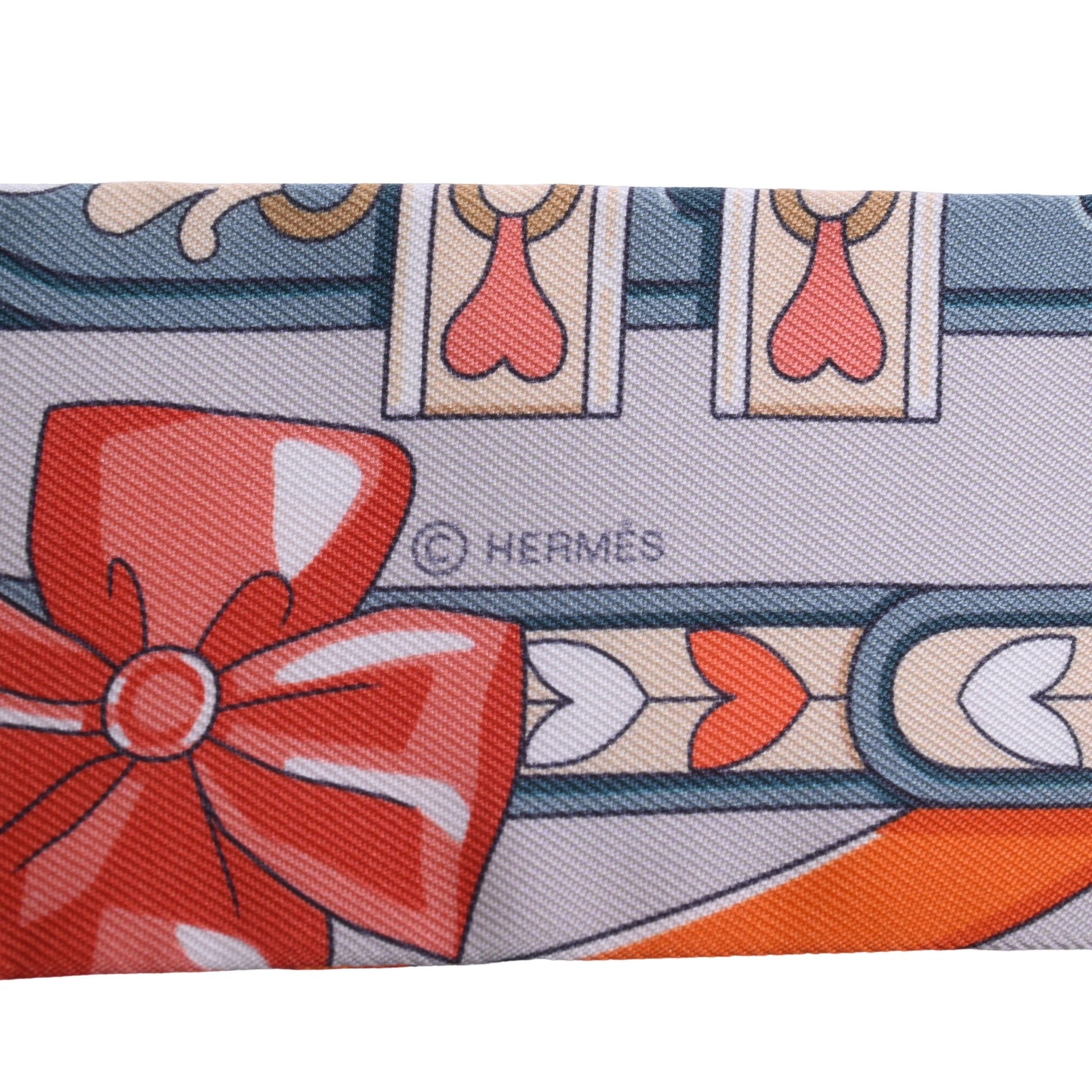 HERMES ツイリー　アルネ・ドゥ・クール　シルク　オレンジ