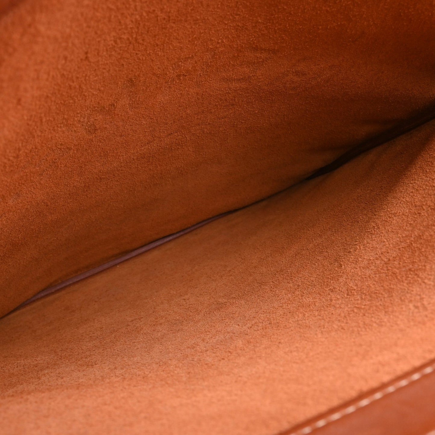 アリーヌMM　バレニア　ゴールド　□G刻印