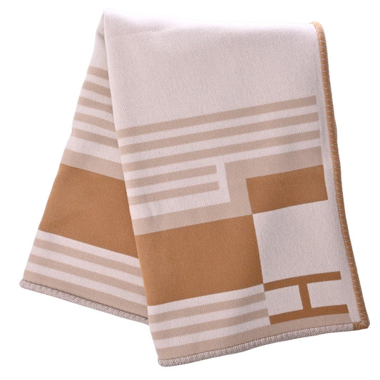 アヴァロン　毛　カシミヤ　ベージュ