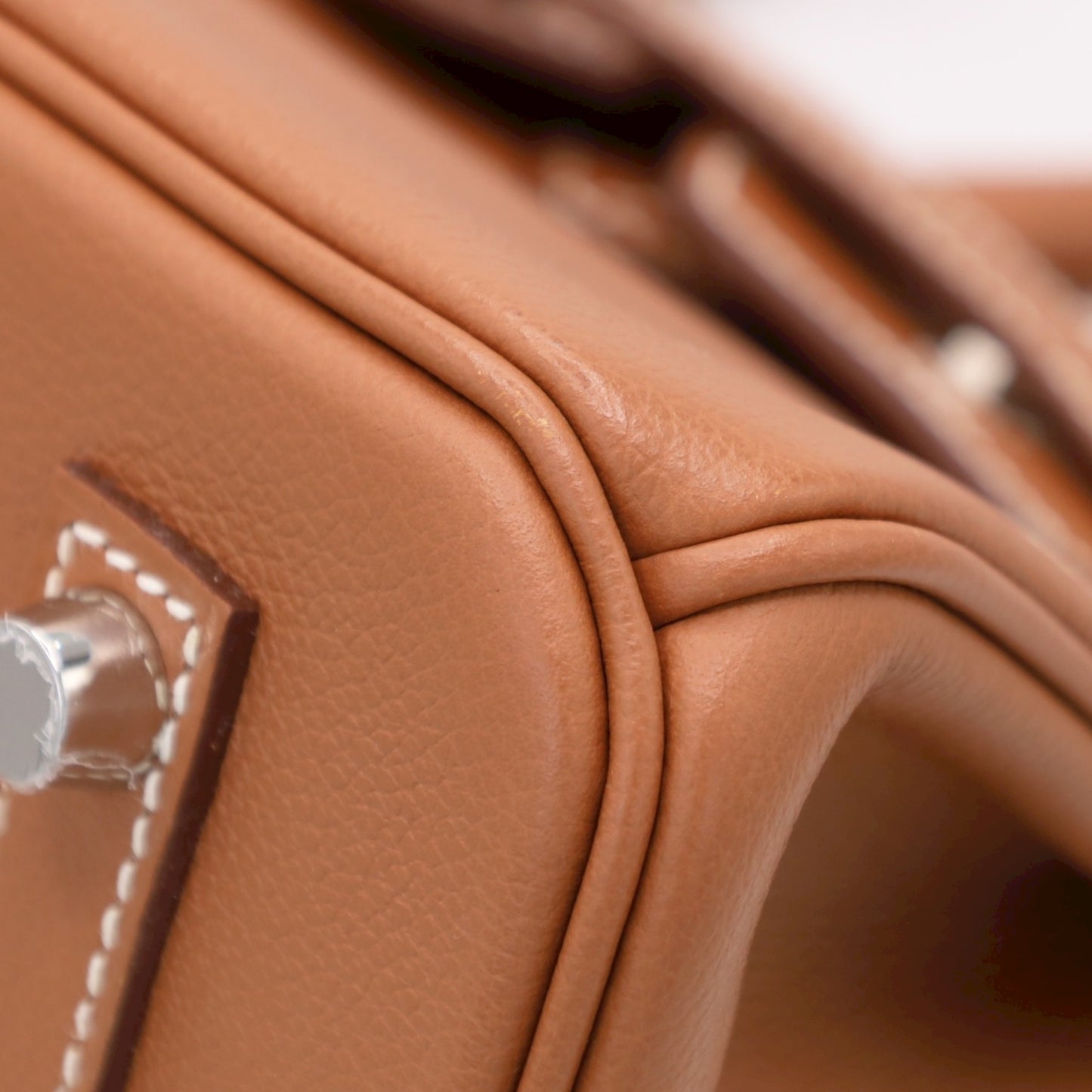 Birkin 肩带灯 29 Voever 颜色金色 SS W 雕刻