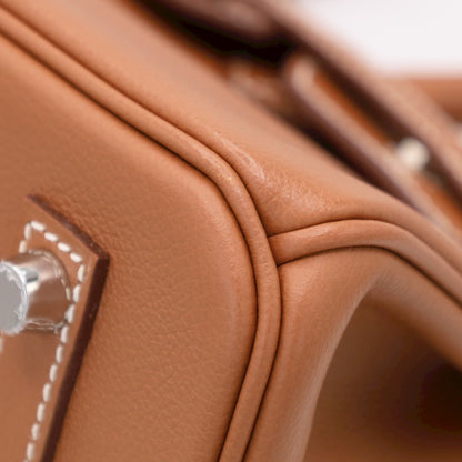 Birkin 肩带灯 29 Voever 颜色金色 SS W 雕刻