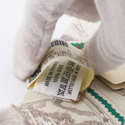 ツイリー　フォーブルの切手　シルク　ホワイト