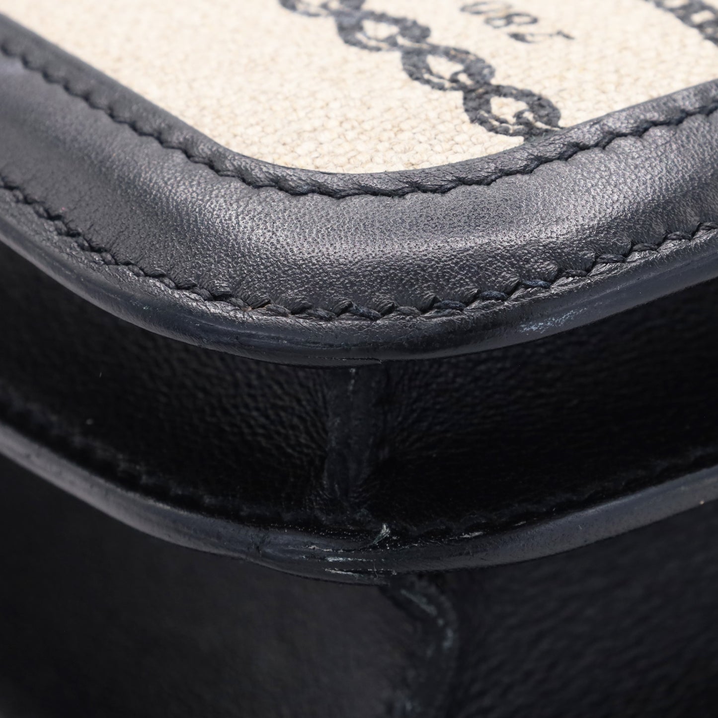 Constance 24 Deschene Toile de Camp Vaux Swift Black SS CStamp