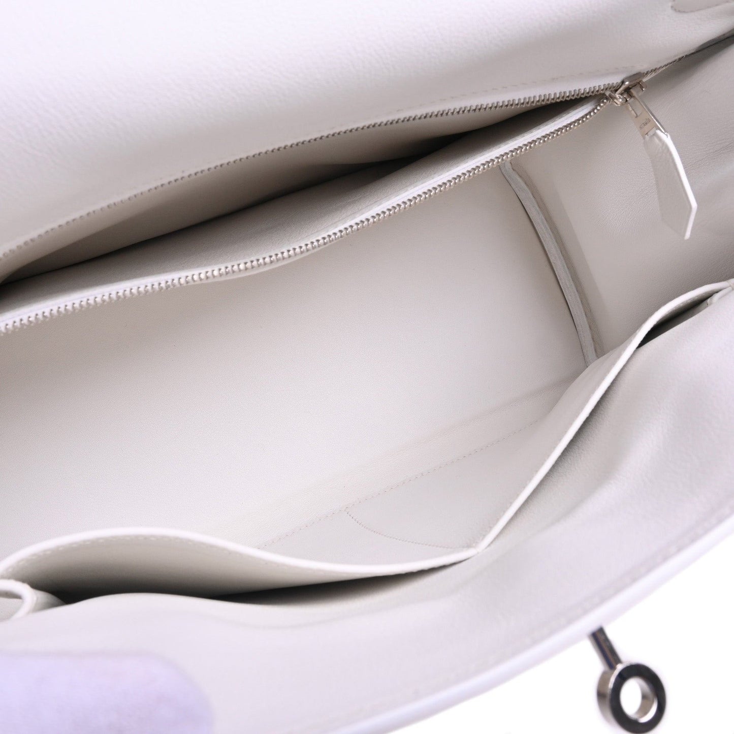 Kelly 28 Voor Swift Toile Ash White □K engraved