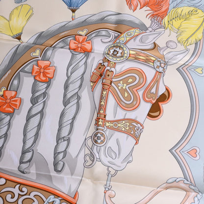 Carre 90 Arne de Coeur Silk Beige