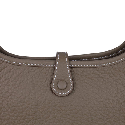 Evelyn TPM Torillon Clemence Etoupe GP K engraved