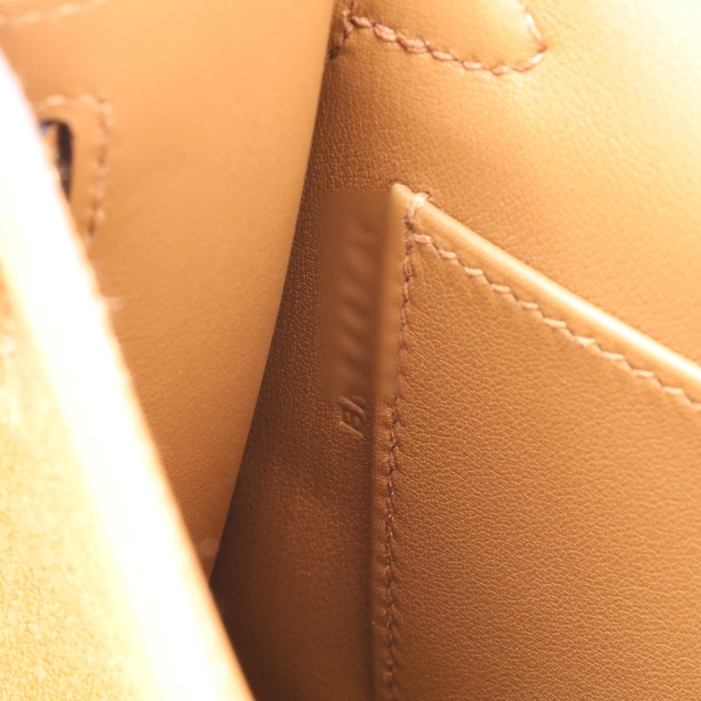 迷你凯莉包 2 泰迪沃斯威夫特木桐灰麂皮本色阿尔赞 SS B 邮票