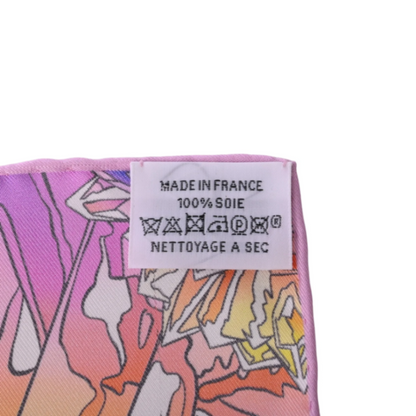 Carre 90 Crystal Valley Scenery Silk Pink
