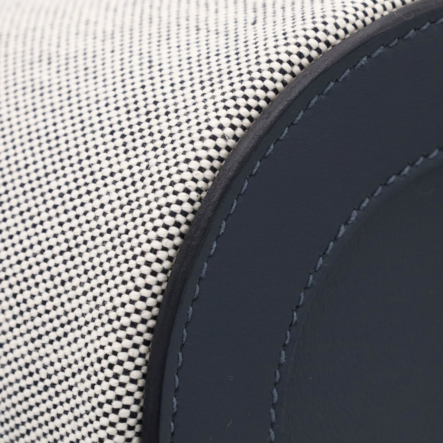 インザループ　トワルアッシュ　ヴォースイフト　グリミスティ　SS　W刻印