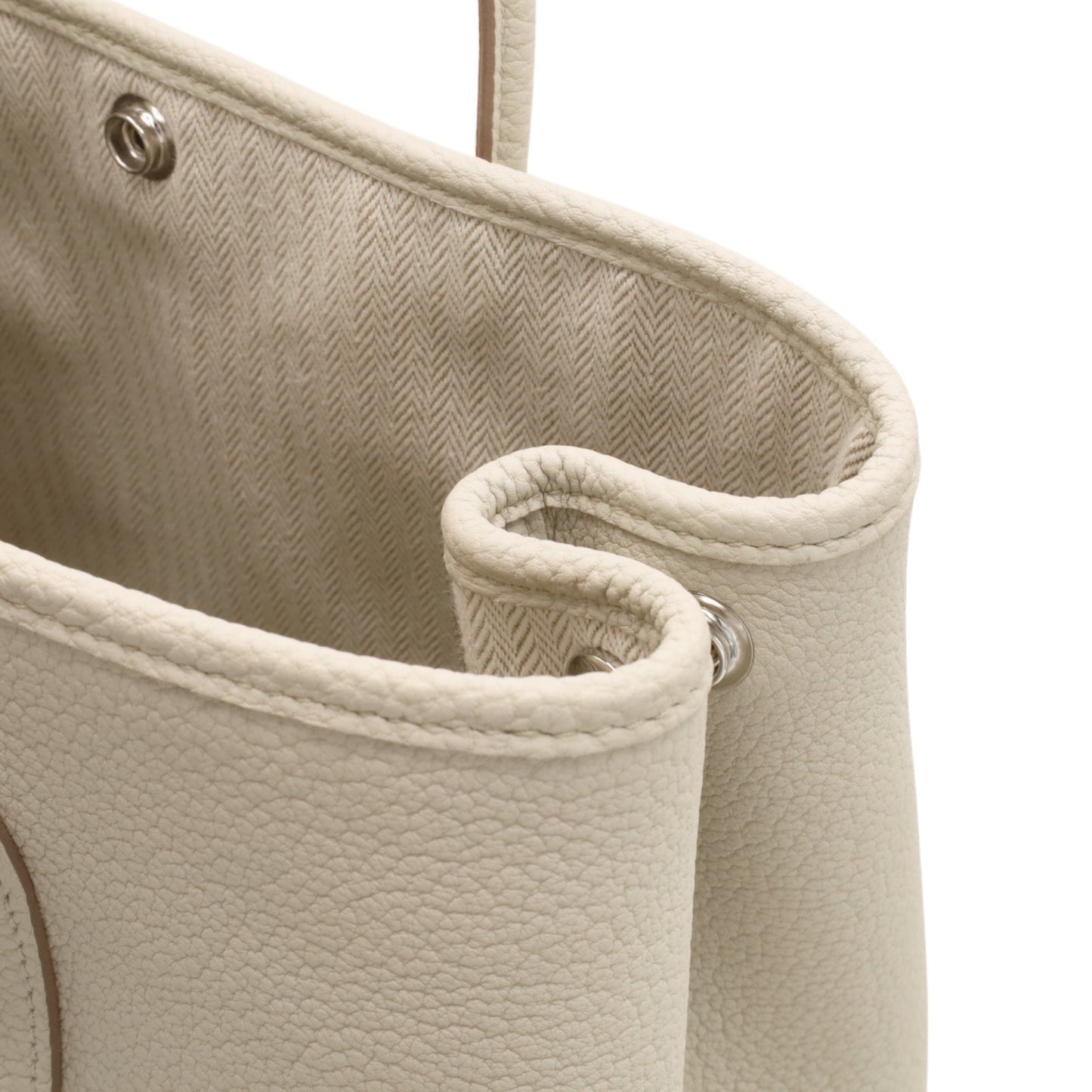 Garden Party TPM Negonda Beton SS C engraved