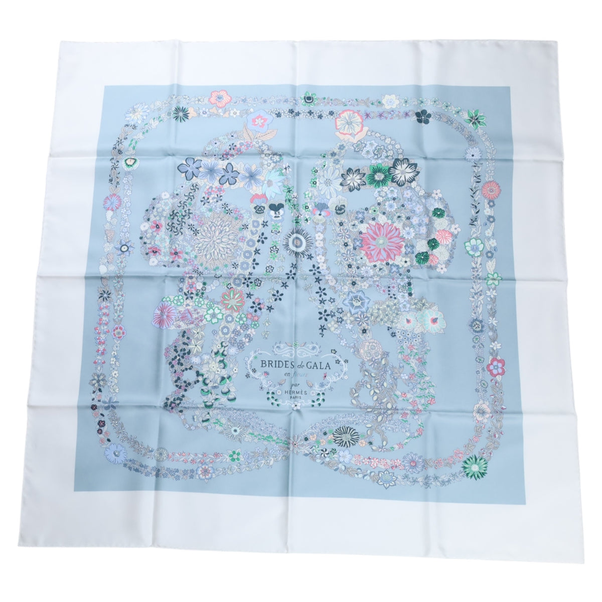 Carre 90 Brides de Gala en Fleur 丝绸浅蓝色白色