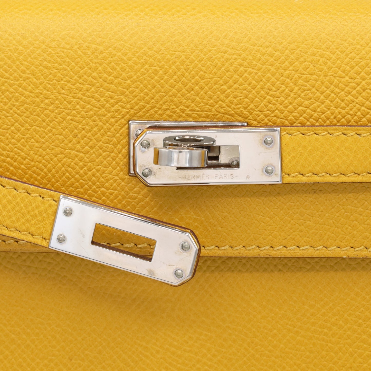 Kelly 25 Vaux Epson Jaune Ambre SS C刻印