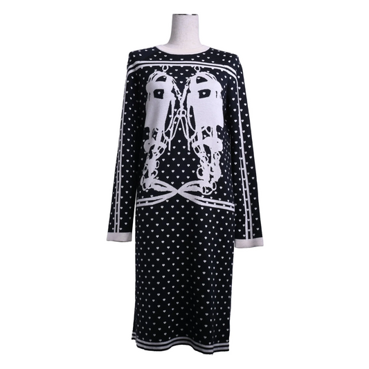 ニットワンピース　式典用馬勒　カシミヤ　ブラック　ホワイト　34